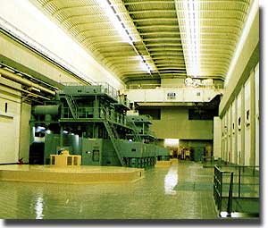 地下発電所