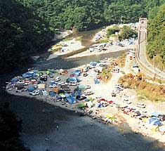 キャンプ場