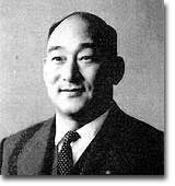 寺尾　威夫