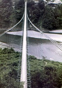 1963bef_S003_013_谷瀬_谷瀬のつり橋