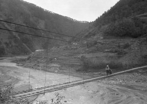 1955c_S001_116_風屋_小山手橋