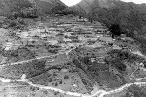 1970c_P002_008_大野